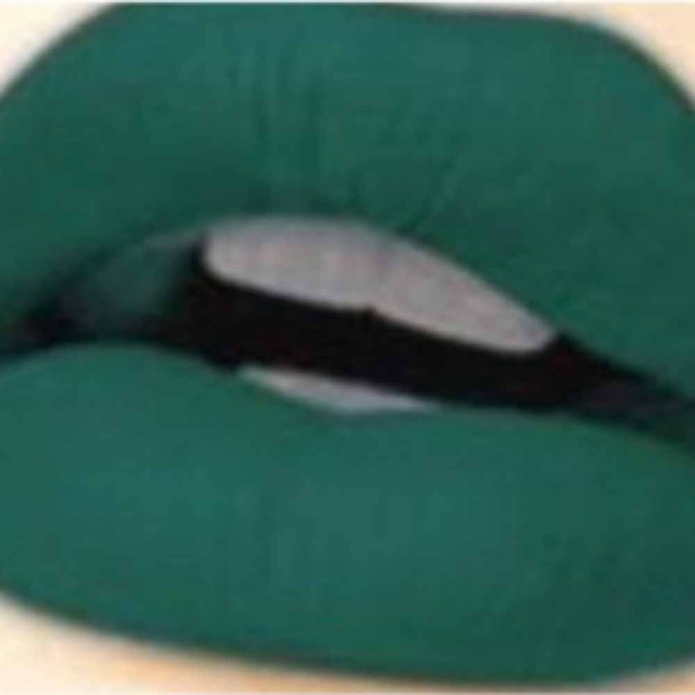 Green Matte Liquid Lipstick - Picture 2 of 2